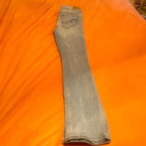American Eagle size 2 slight flair like brand new
